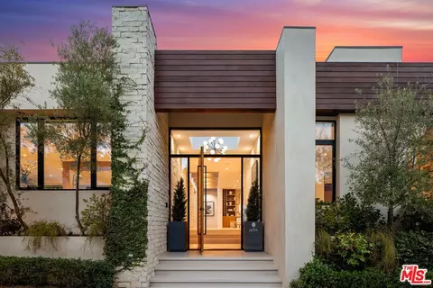 9988 Liebe Dr, Beverly Hills, CA 90210