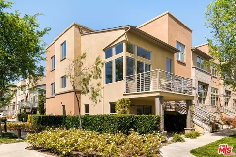 5449 Strand #101, Hawthorne, CA 90250
