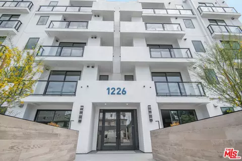 1226 S Bedford St #502, Los Angeles, CA 90035