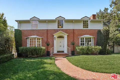 10575 Lindbrook Dr, Los Angeles, CA 90024