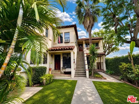 5942 Willoughby Ave, Los Angeles, CA 90038