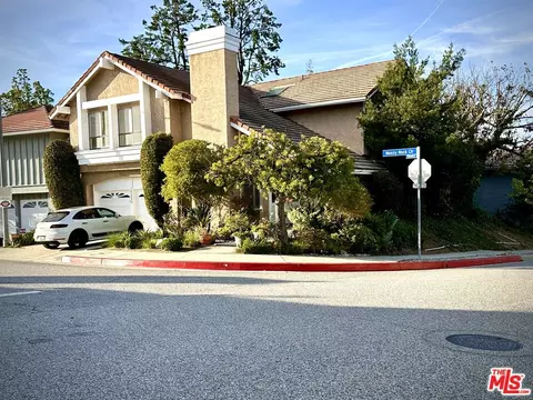 10260 Mossy Rock Cir #53, Los Angeles, CA 90077
