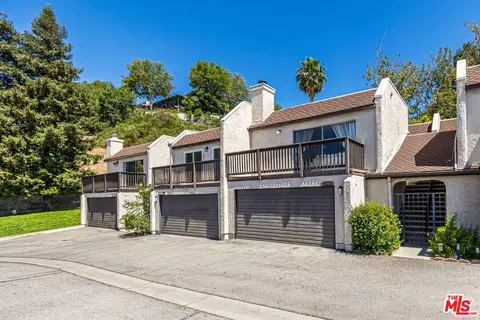 15615 Crestview Ln #82, Granada Hills, CA 91344
