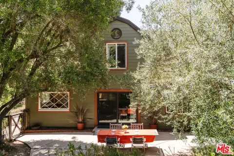 20616 Callon Dr, Topanga, CA 90290