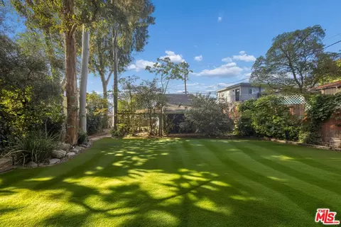 11325 Sunshine Ter, Studio City, CA 91604