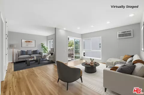 11120 Queensland St #D40, Los Angeles, CA 90034