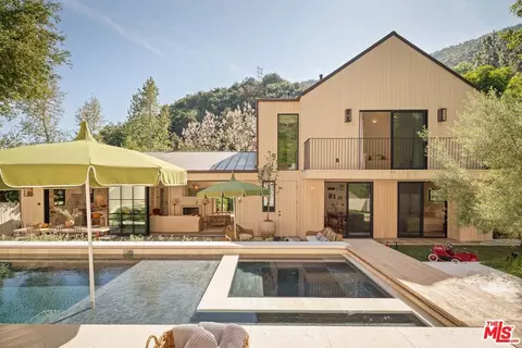 3640 Mandeville Canyon Rd, Los Angeles, CA 90049