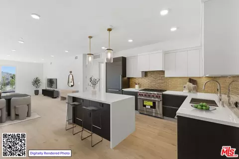 505 S Barrington Ave #404, Los Angeles, CA 90049