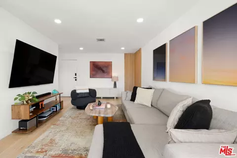 7300 Franklin Ave #554, Los Angeles, CA 90046