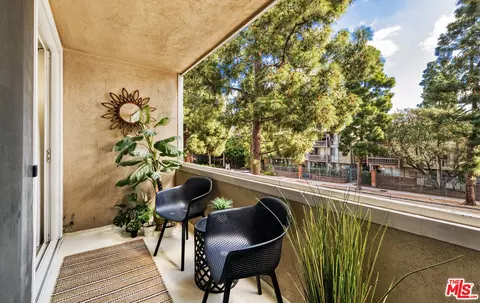 6405 Green Valley Cir #209, Culver City, CA 90230