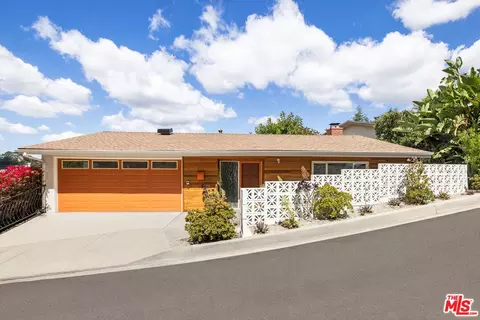 1241 Corona Dr, Glendale, CA 91205