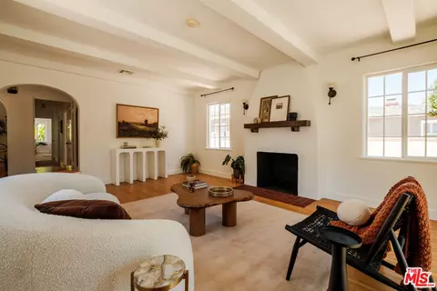 3739 Virginia Rd, Los Angeles, CA 90016