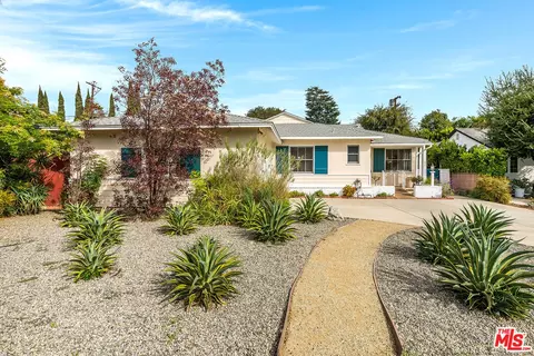 11889 Tiara St, Valley Village, CA 91607