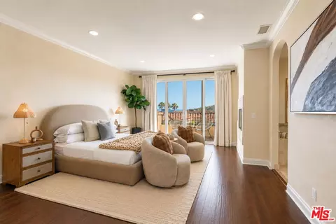 23963 De Ville Way, Malibu, CA 90265