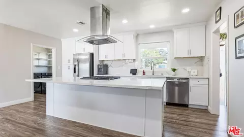Kitchen - 369 E Van Koevering St, Rialto, CA 92376 photo 2 of 2