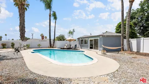Exterior - 369 E Van Koevering St, Rialto, CA 92376 photo 4 of 14