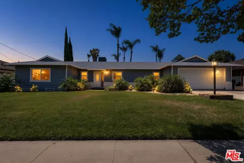 369 E Van Koevering St, Rialto, CA 92376