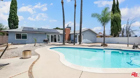 Exterior - 369 E Van Koevering St, Rialto, CA 92376 photo 8 of 14