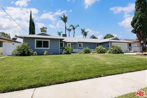 Exterior - 369 E Van Koevering St, Rialto, CA 92376 photo 2 of 14