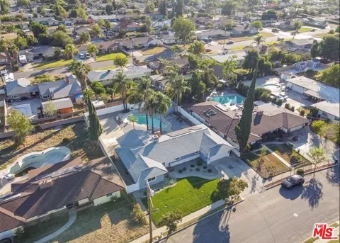 View/Area - 369 E Van Koevering St, Rialto, CA 92376 photo 12 of 12