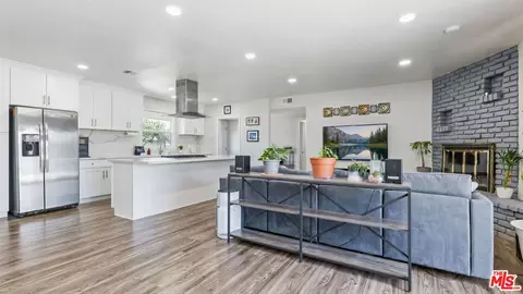 Other - 369 E Van Koevering St, Rialto, CA 92376 photo 3 of 11