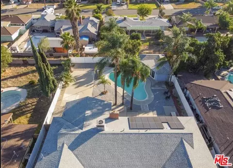 View/Area - 369 E Van Koevering St, Rialto, CA 92376 photo 11 of 12