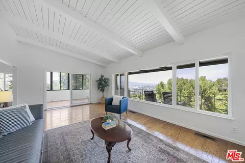 3543 Lavell Dr, Los Angeles, CA 90065