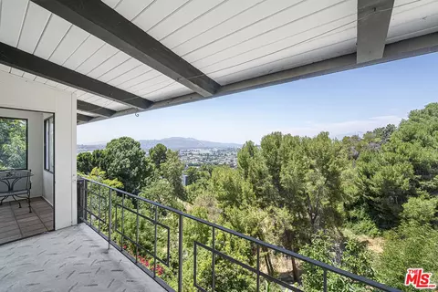 3543 Lavell Dr, Los Angeles, CA 90065