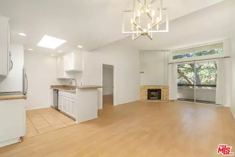 4295 Via Arbolada #312, Los Angeles, CA 90042