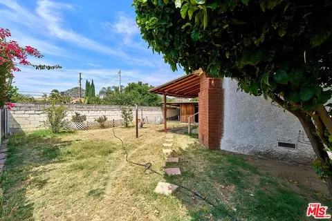 Exterior - 9885 Lev Ave, Arleta, CA 91331 photo 8 of 8