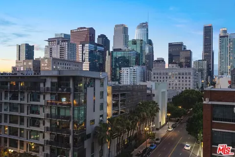 1100 S Hope St #814, Los Angeles, CA 90015