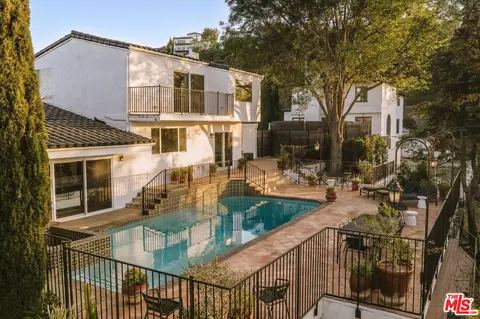 1926 N Crescent Heights Blvd, Los Angeles, CA 90069