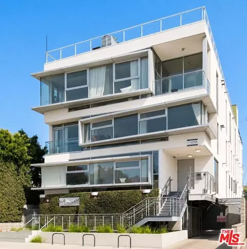 12770 Caswell Ave, Los Angeles, CA 90066