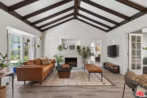 5817 Arroyo Dr, Los Angeles, CA 90042