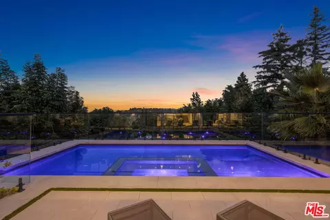 16800 Oak View Dr, Encino, CA 91436