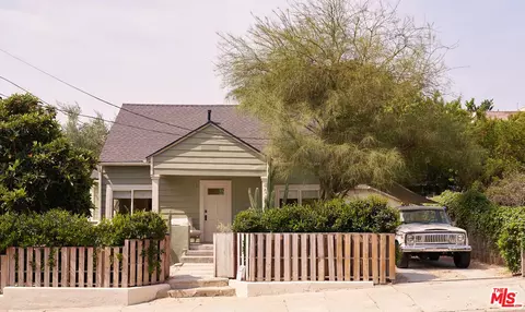404 N Avenue 52, Los Angeles, CA 90042