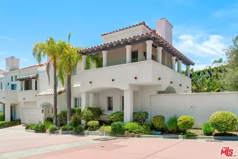 6435 Zumirez Dr #21, Malibu, CA 90265