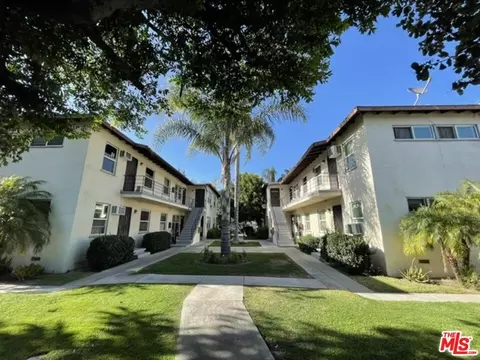 15246 Acre St, North Hills, CA 91343