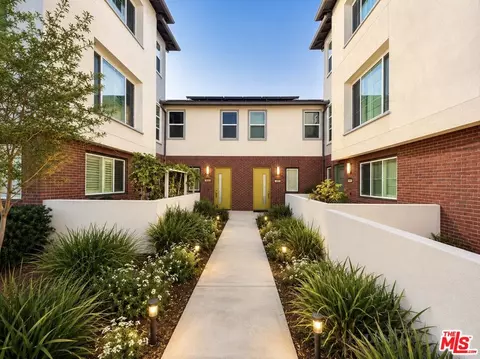 1019 Hudson Ln, West Covina, CA 91790