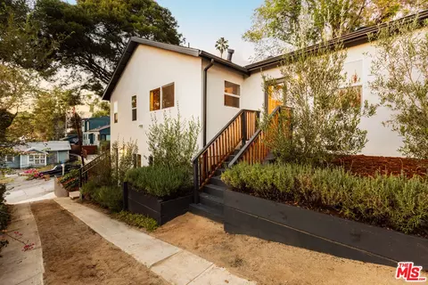 4020 Clayton Ave, Los Angeles, CA 90027