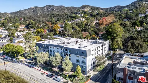 1636 N Verdugo Rd, Glendale, CA 91208 photo 4