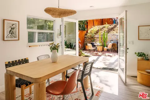 466 Wren Dr, Los Angeles, CA 90065