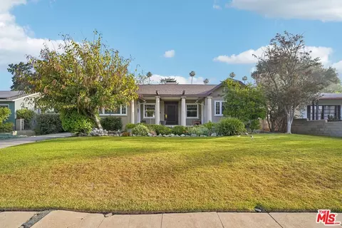 1221 Sonoma Dr, Altadena, CA 91001