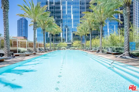 877 Francisco St #2210, Los Angeles, CA 90017