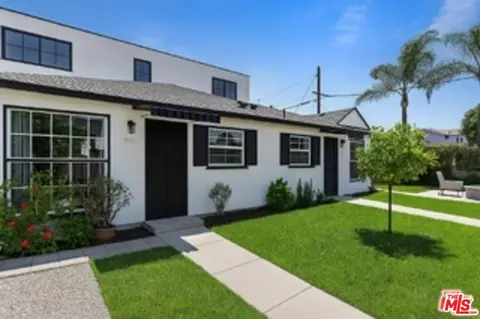11710 Hartsook St, Valley Village, CA 91607