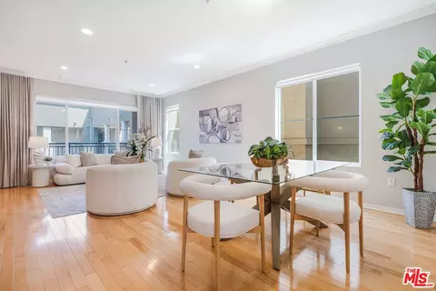 6020 Seabluff Dr #416, Playa Vista, CA 90094