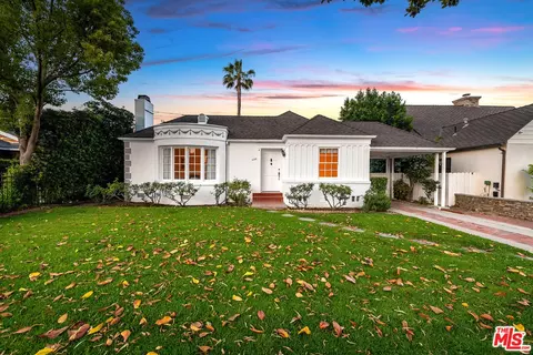 4322 N Clybourn Ave, Burbank, CA 91505