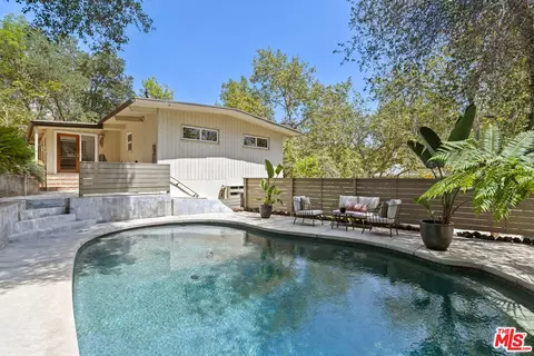 1730 La Loma Rd, Pasadena, CA 91105