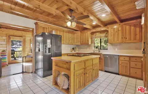 Kitchen - 490 Lark Rd, Wrightwood, CA 92397 photo 1 of 2