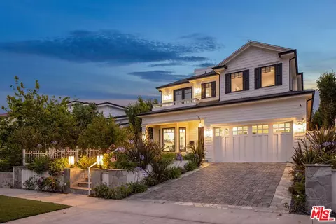 981 Amherst Ave, Los Angeles, CA 90049